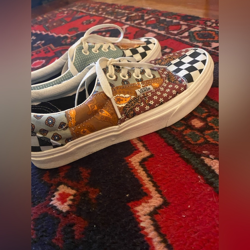 Women’s Awesome Multicolor Patchwork Vans Size 7 - image 6